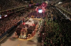 Carnaval 2026: camarotes para assistir aos desfiles no Rio e em São Paulo